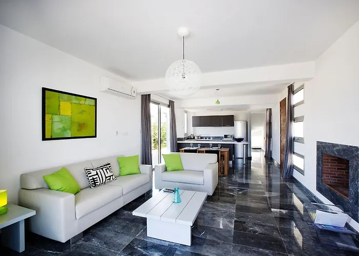 Luxury Cyprus Turquoise Private Pool Sea View